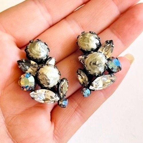 Vtg Regency Unsigned Crystal Rhinestone Earrings Clip Marquise Gray Estate 60s